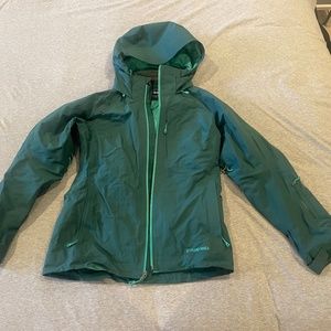 Patagonia women insulated goretex ski jacket